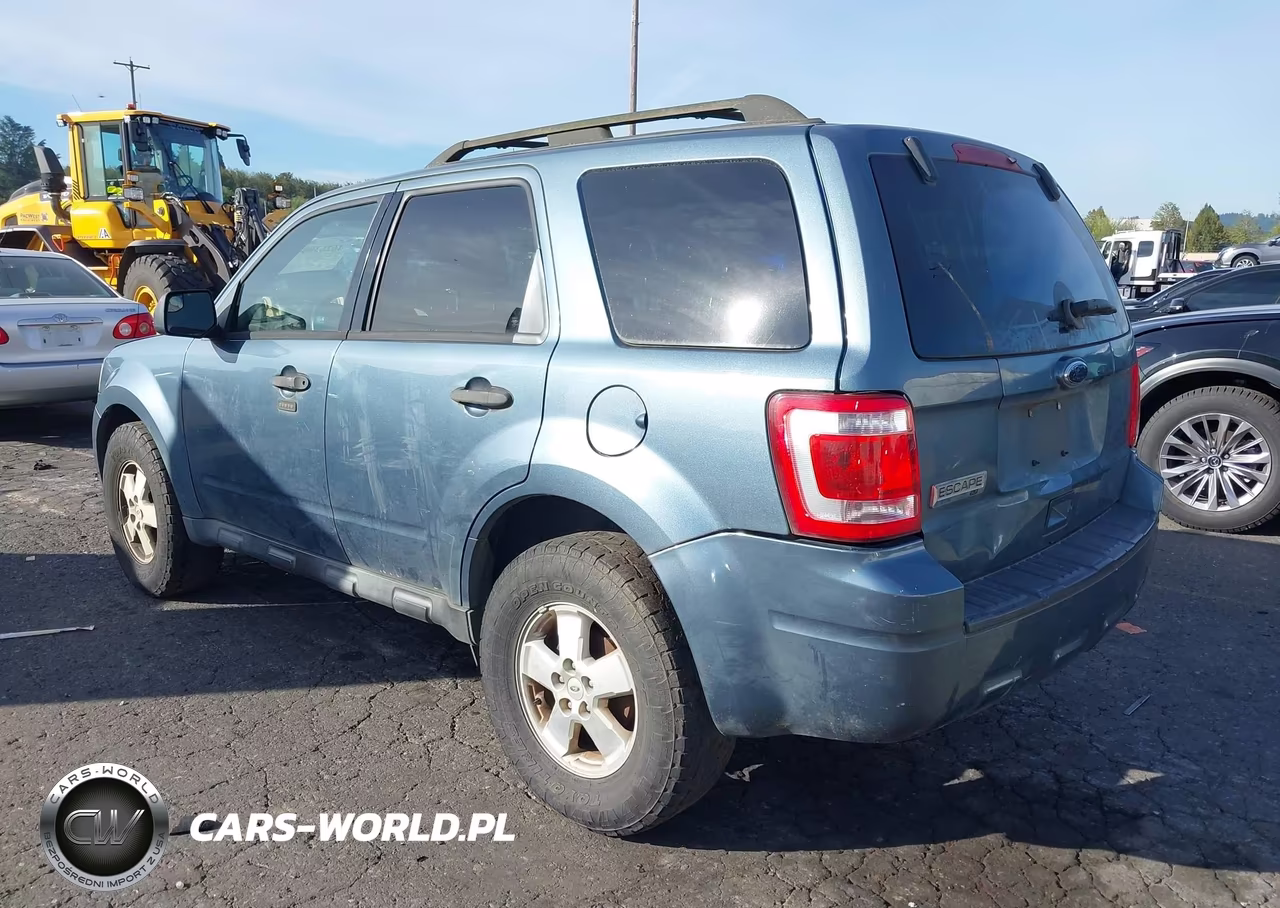 2011 Ford Escape Xlt VIN:1FMCU9D76BKA28711 - 3