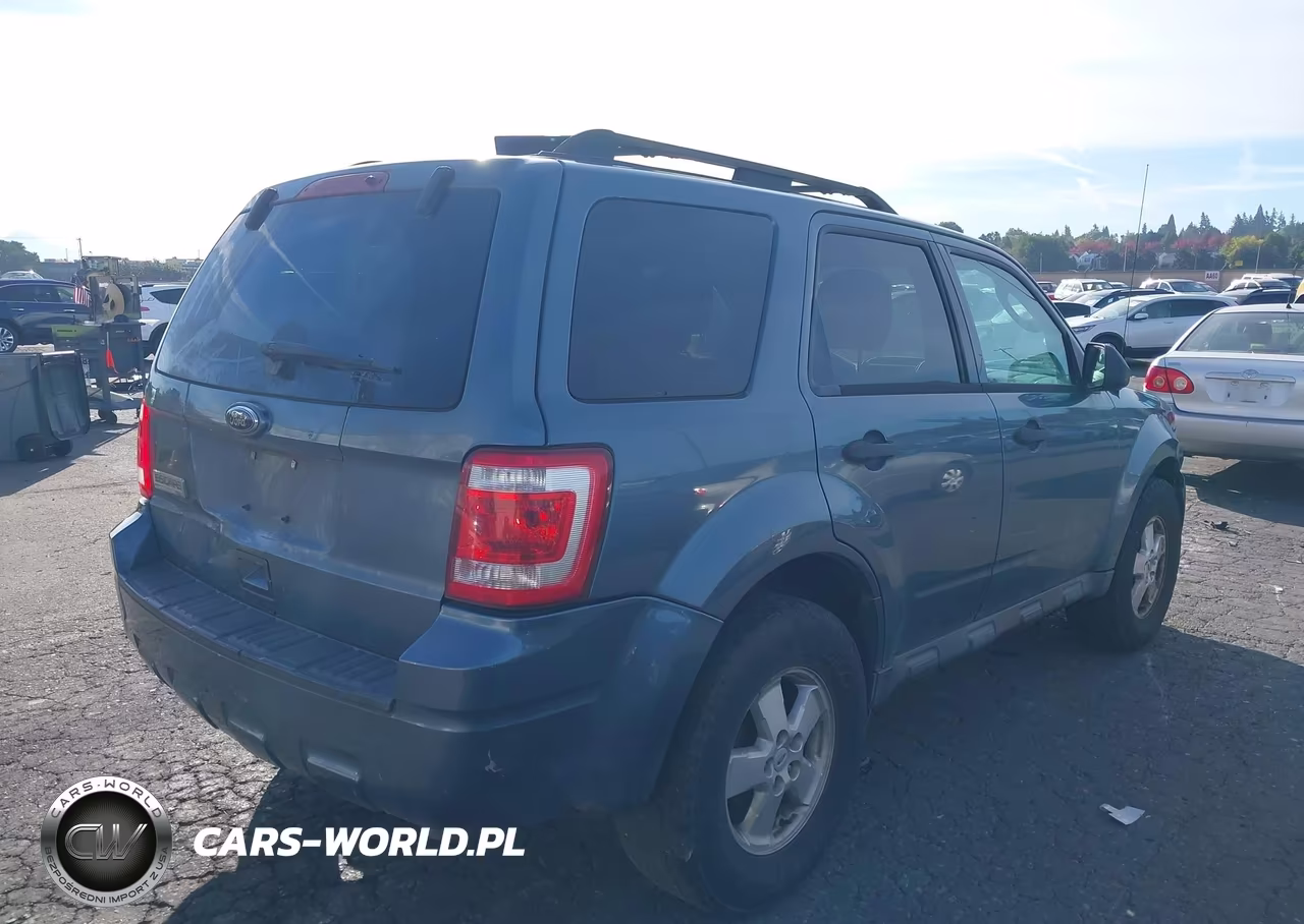 2011 Ford Escape Xlt VIN:1FMCU9D76BKA28711 - 4