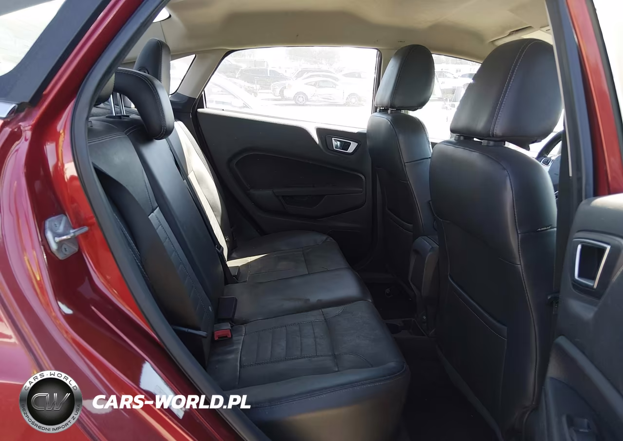2015 Ford Fiesta Titanium VIN:3FADP4CJ0FM113905 - 8