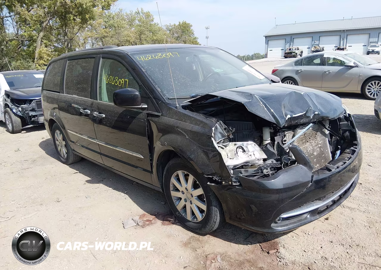 2015 Chrysler Town & Country Touring