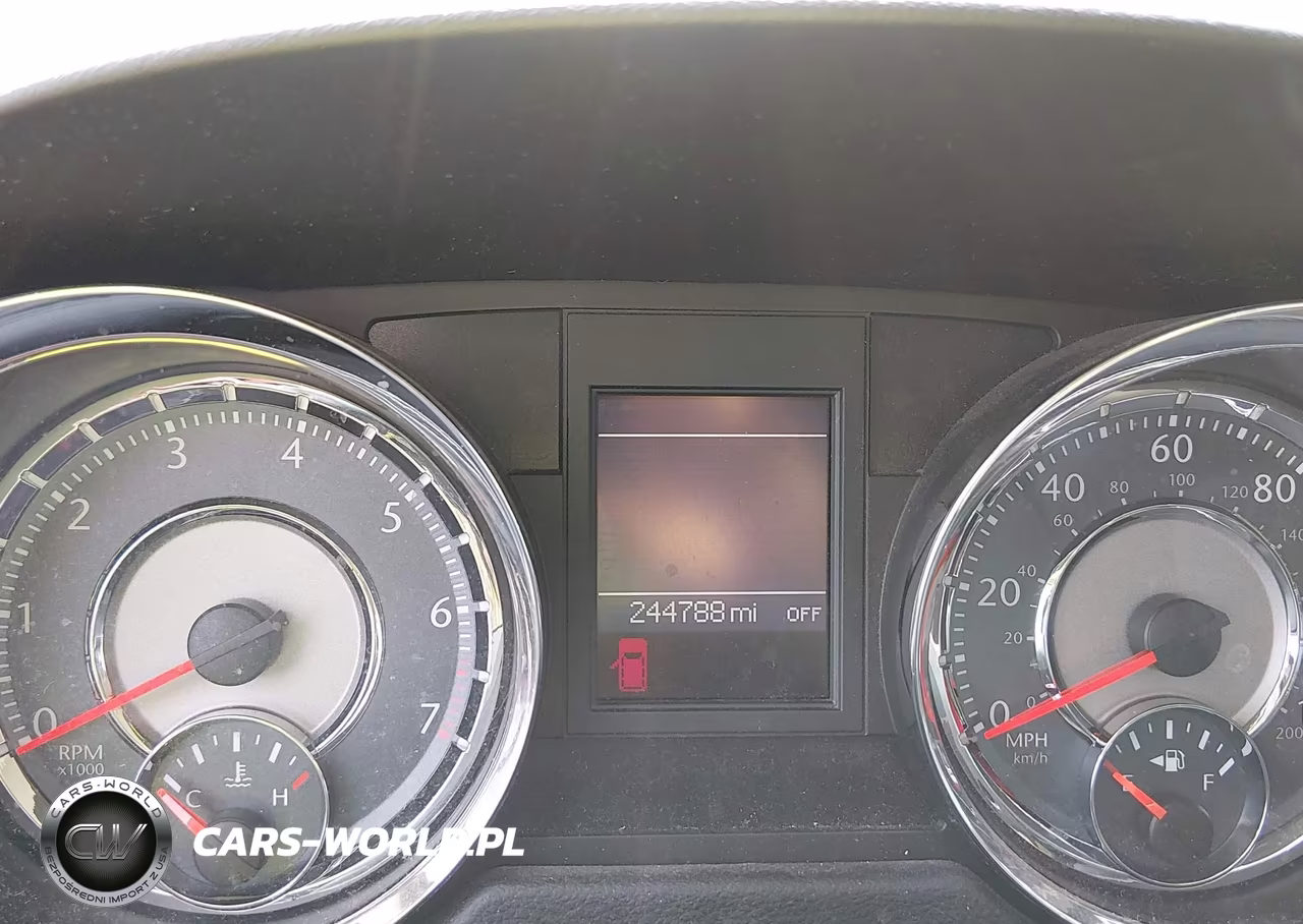 2015 Chrysler Town & Country Touring VIN:2C4RC1BG5FR513967 - 15