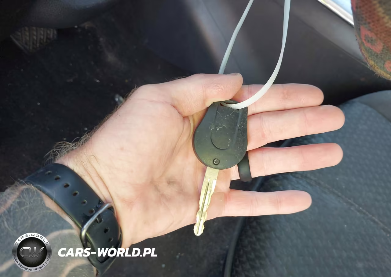 2014 Nissan Sentra Sr VIN:3N1AB7APXEL634139 - 11