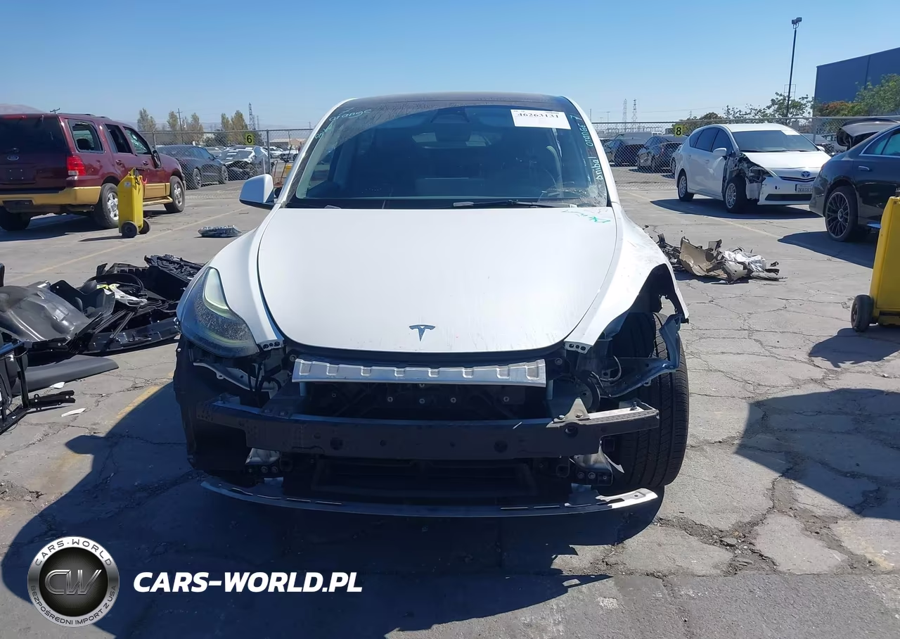 2023 Tesla Model Y Awd-Long Range Dual Motor All-Wheel Drive VIN:7SAYGDEE4PF663175 - 13