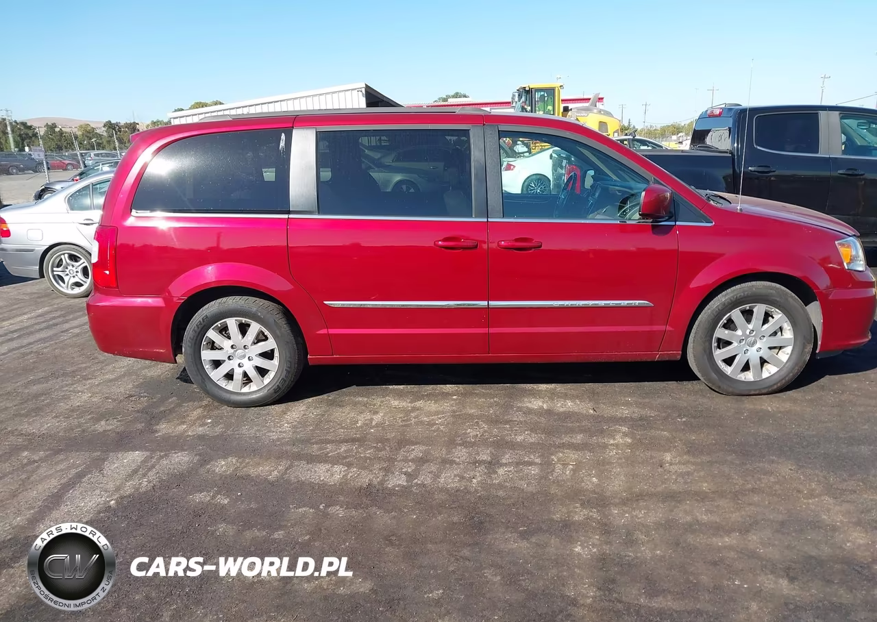 2016 Chrysler Town & Country Touring VIN:2C4RC1BG2GR238088 - 13