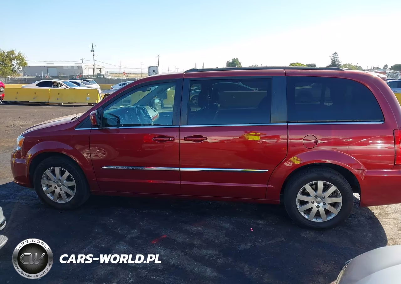 2016 Chrysler Town & Country Touring VIN:2C4RC1BG2GR238088 - 14