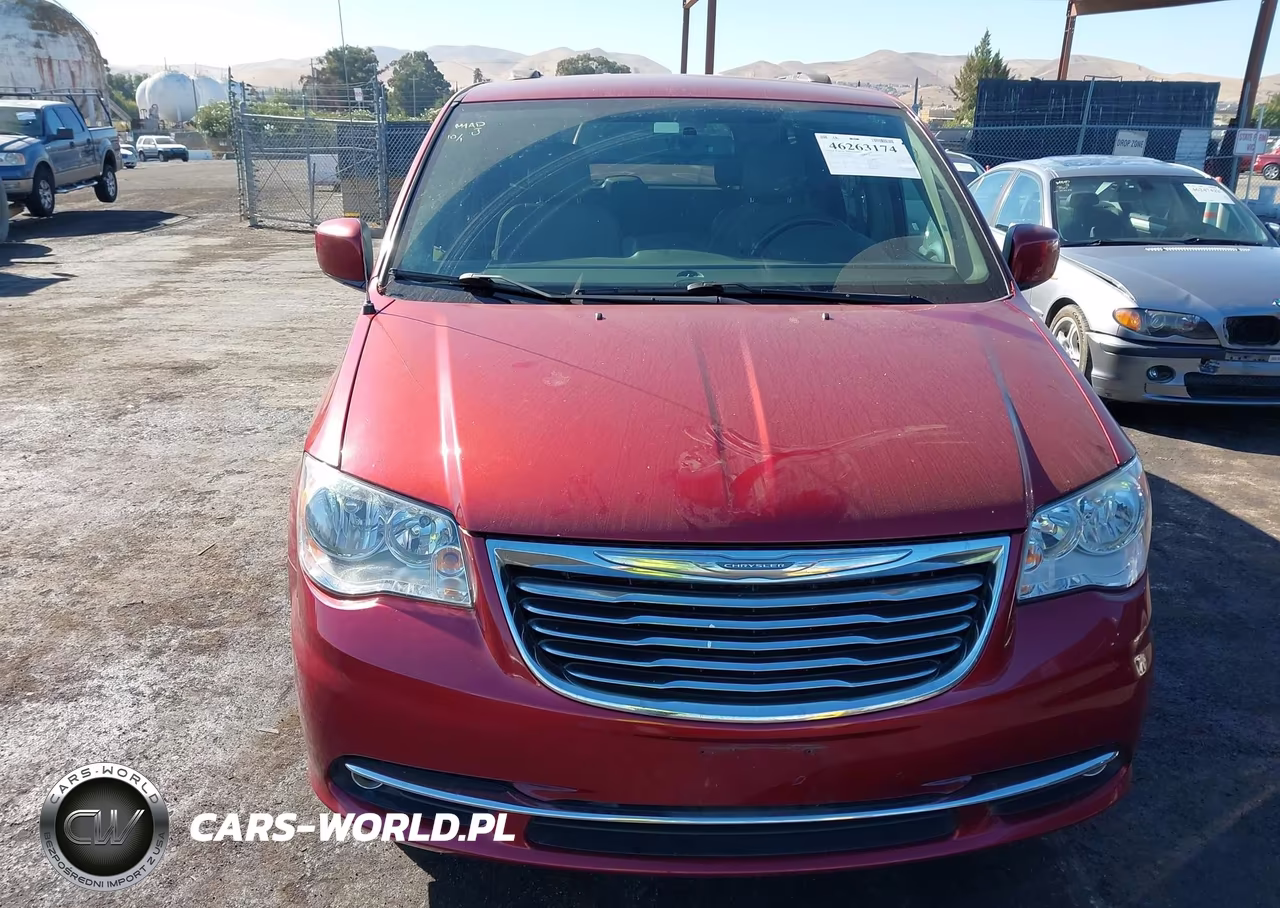 2016 Chrysler Town & Country Touring VIN:2C4RC1BG2GR238088 - 6