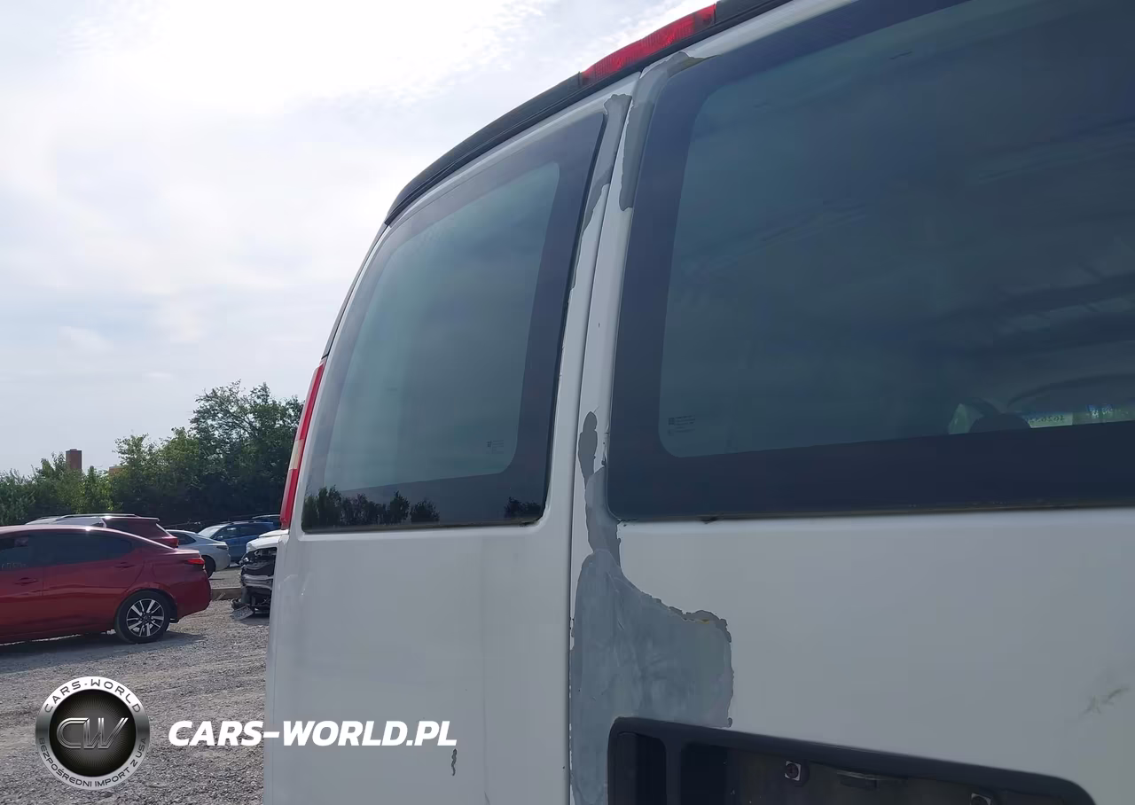 2003 Chevrolet Express VIN:1GCFG15X031131770 - 13