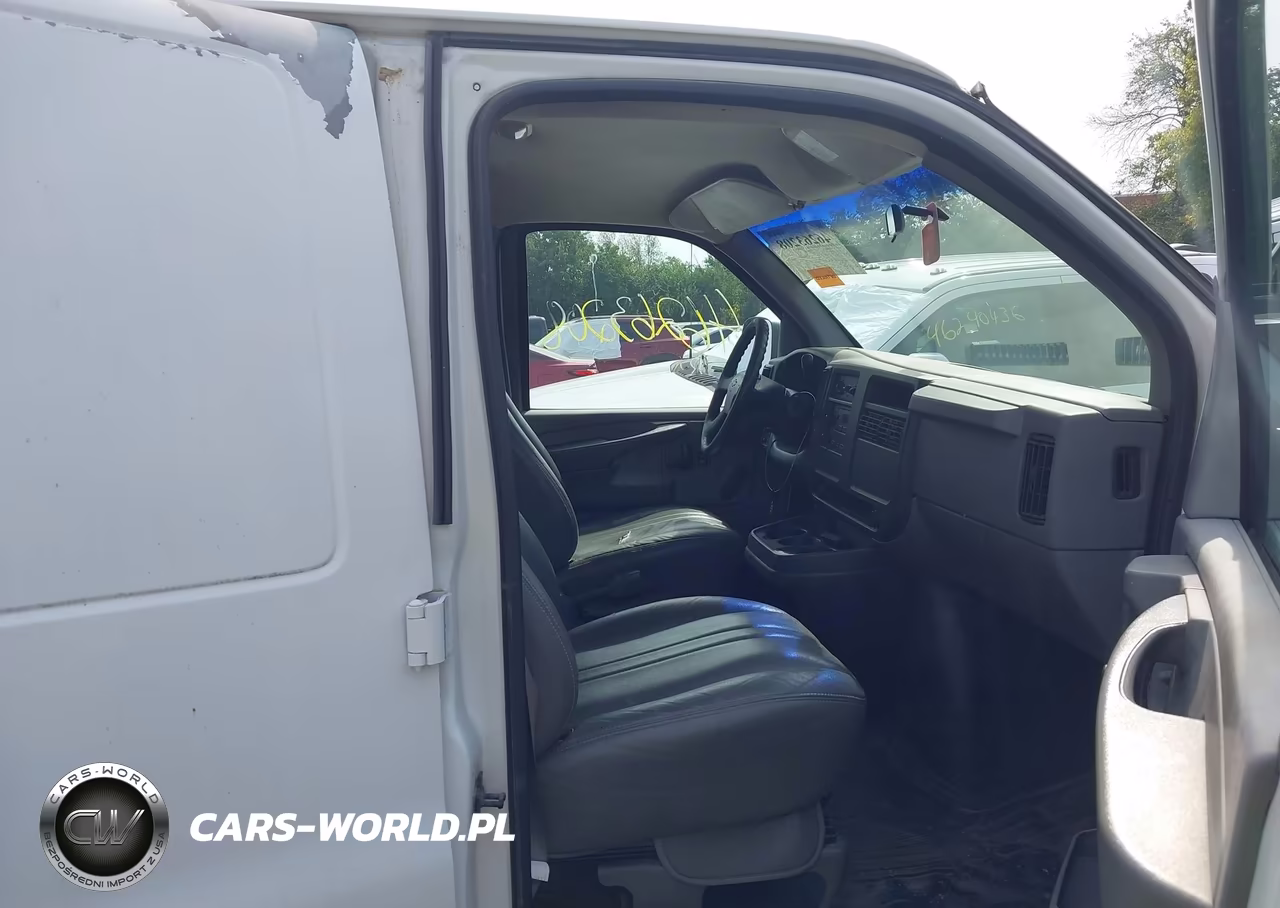2003 Chevrolet Express VIN:1GCFG15X031131770 - 5