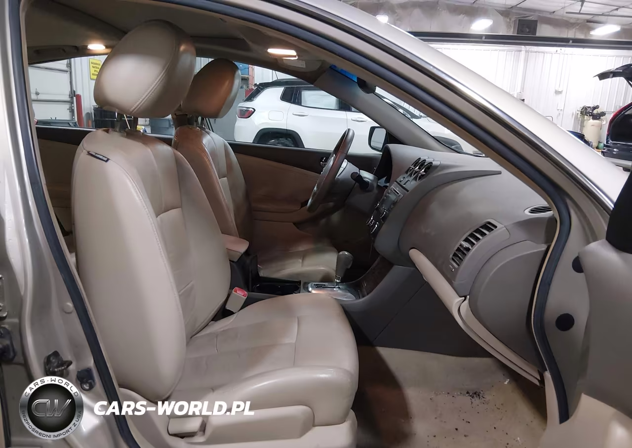2010 Nissan Altima 2.5 S VIN:1N4AL2AP7AN541057 - 5
