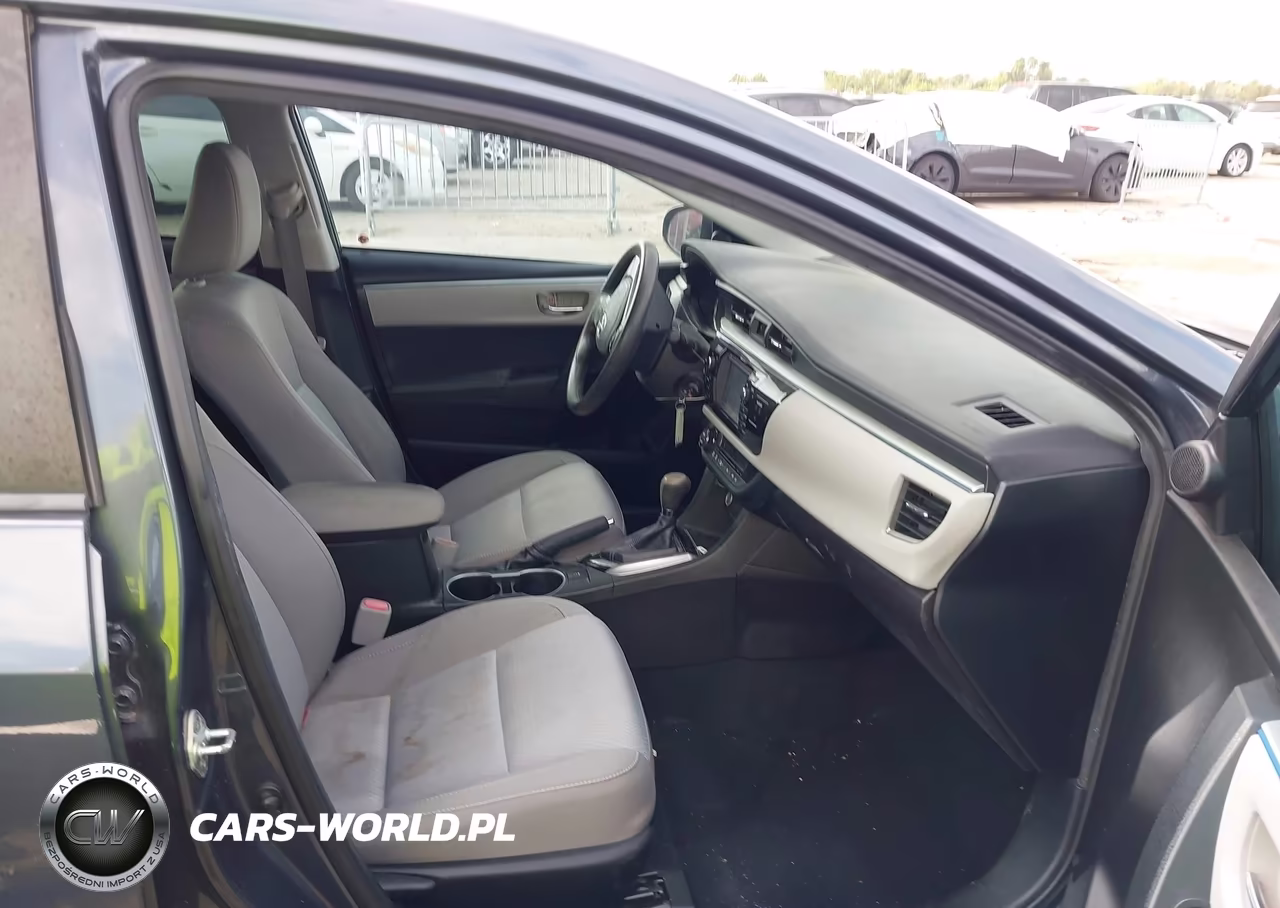 2016 Toyota Corolla Le Plus VIN:5YFBURHE3GP557812 - 5