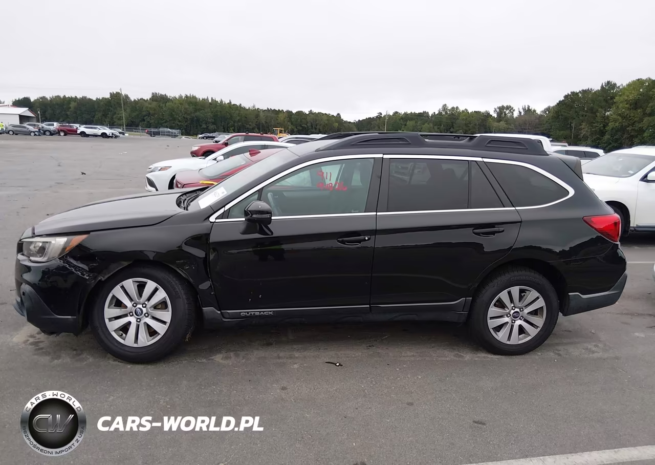 2018 Subaru Outback 2.5I Premium VIN:4S4BSAFC3J3296010 - 14