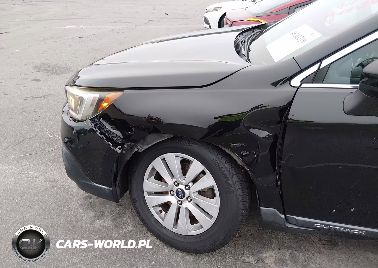 2018 Subaru Outback 2.5I Premium VIN:4S4BSAFC3J3296010 - 17