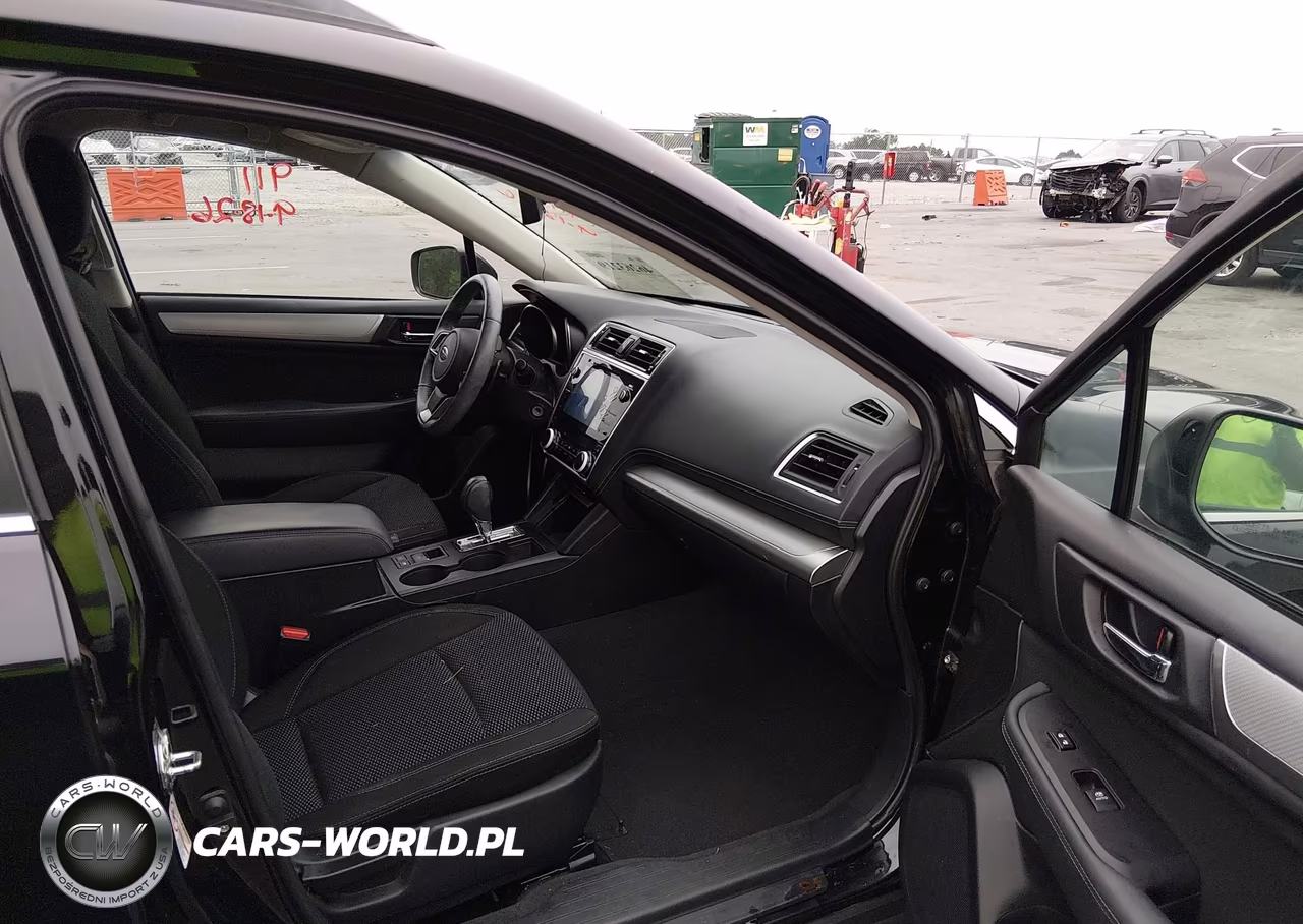 2018 Subaru Outback 2.5I Premium VIN:4S4BSAFC3J3296010 - 5