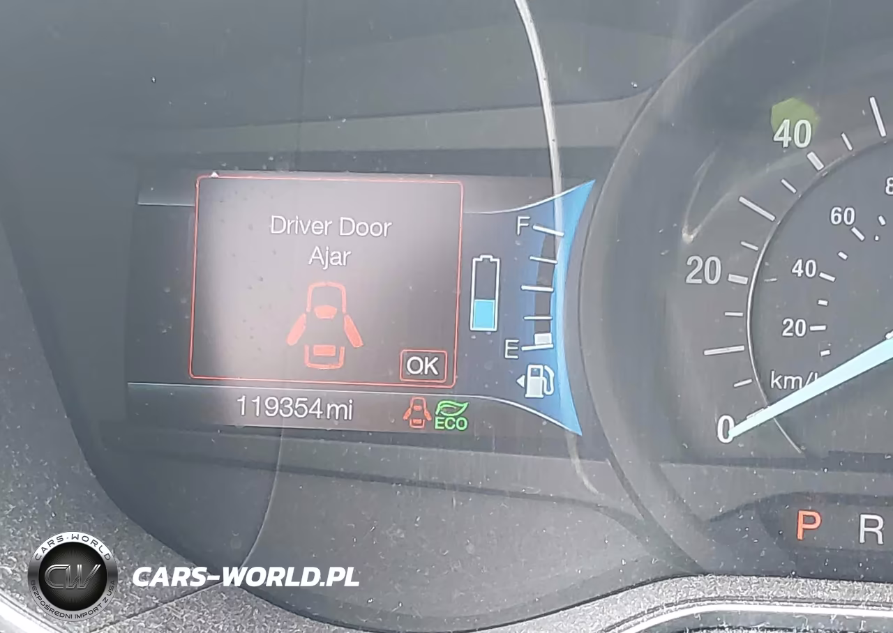 2018 Ford Fusion Hybrid Titanium VIN:3FA6P0RUXJR269948 - 16