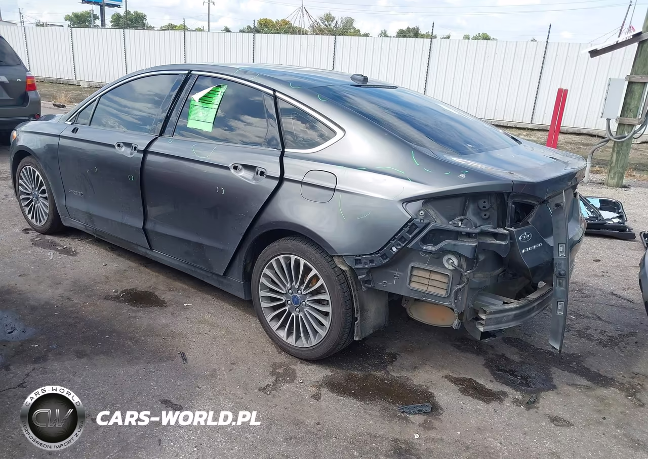 2018 Ford Fusion Hybrid Titanium VIN:3FA6P0RUXJR269948 - 3