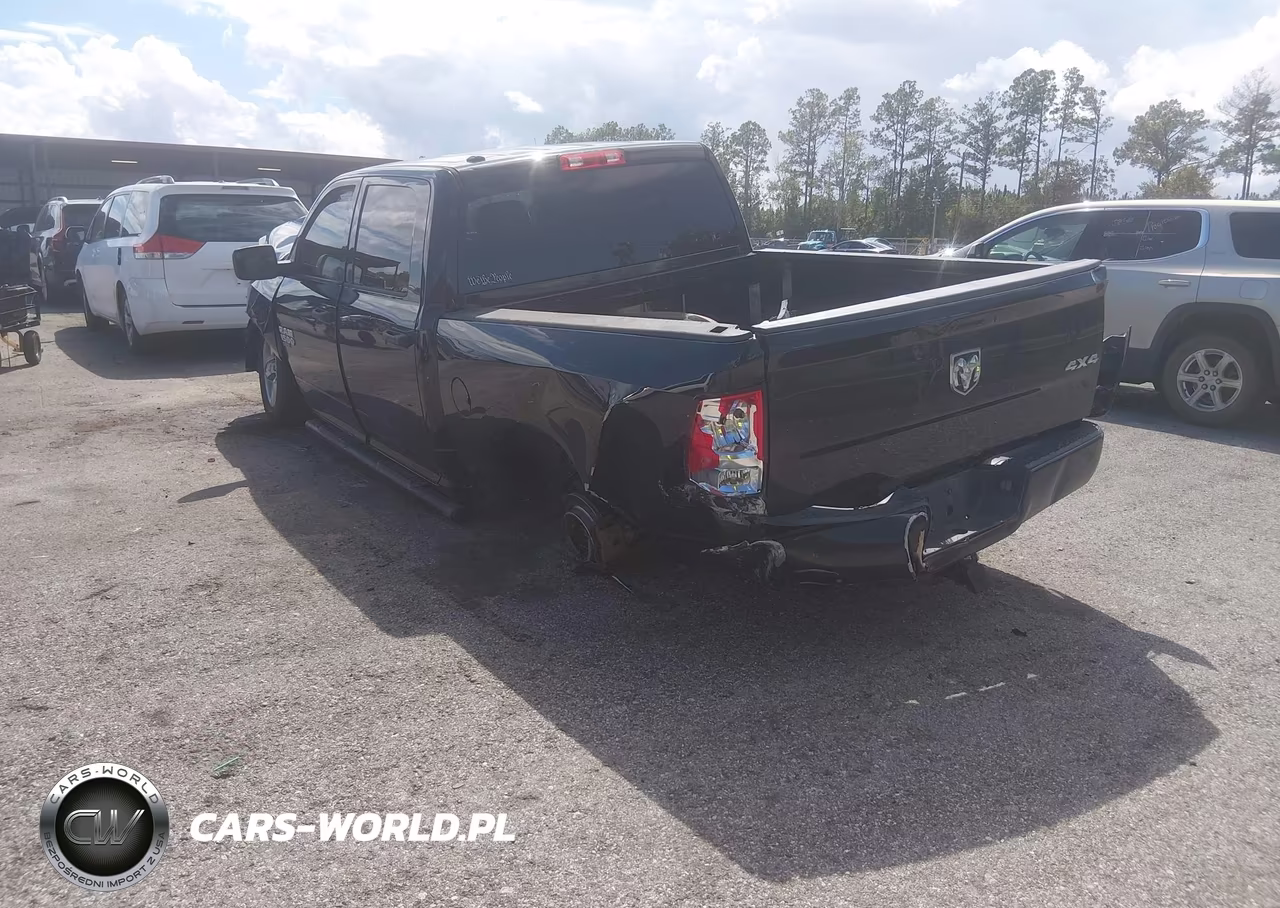 2019 Ram 1500 Classic Express 4X4 5'7 Box VIN:1C6RR7KG4KS598916 - 3