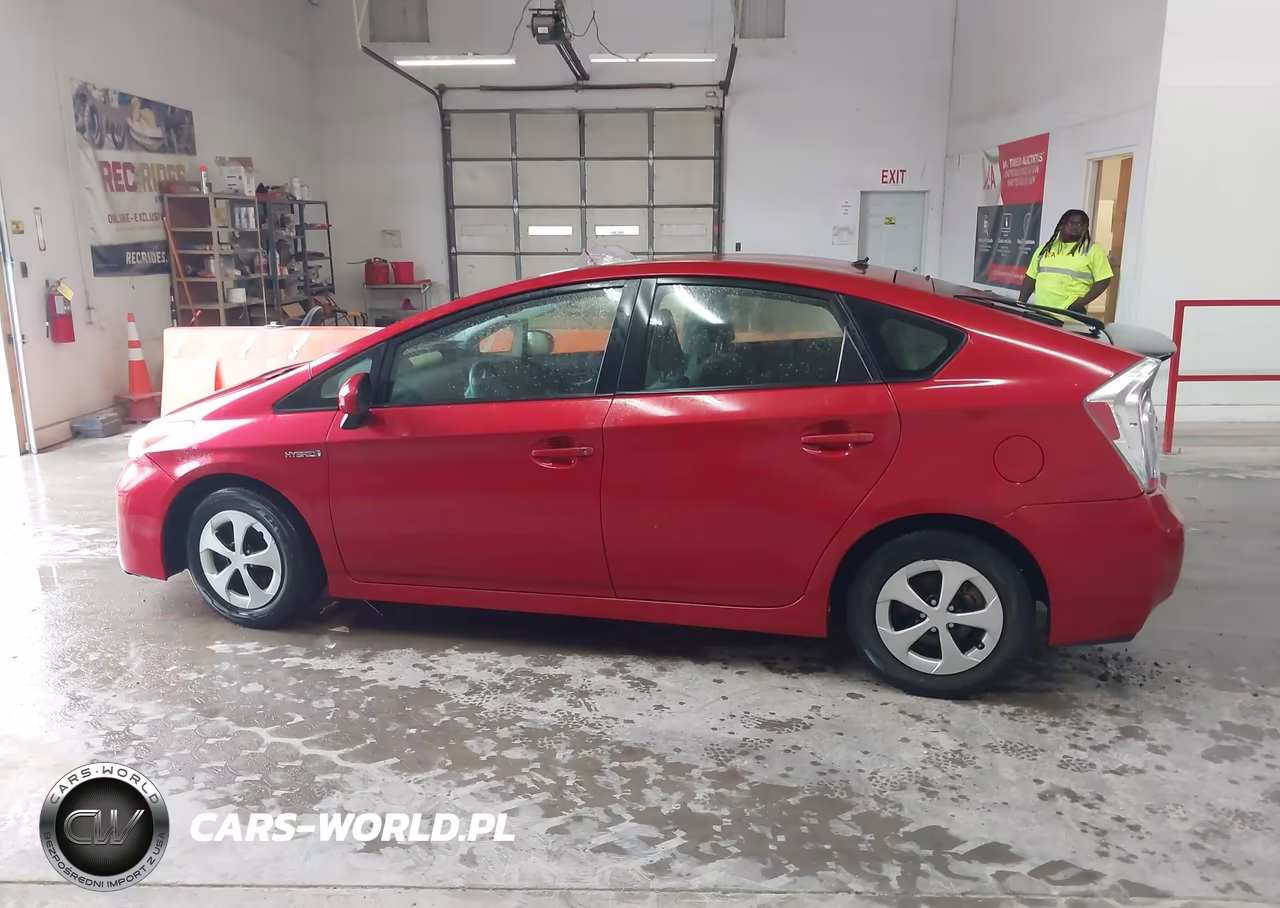 2014 Toyota Prius Two VIN:JTDKN3DU5E1780491 - 14