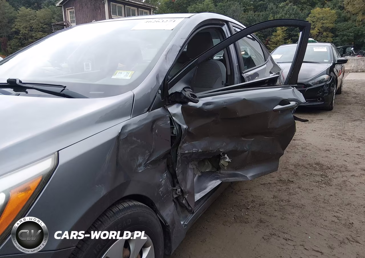 2017 Hyundai Accent Se VIN:KMHCT4AE7HU316100 - 13