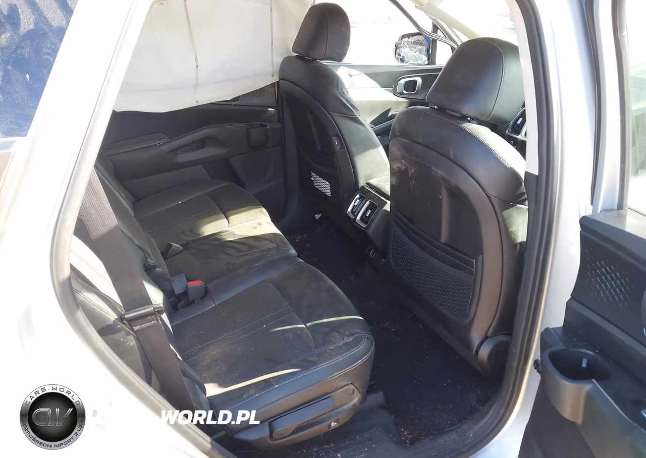 2022 Kia Sorento S VIN:5XYRL4LCXNG083028 - 8