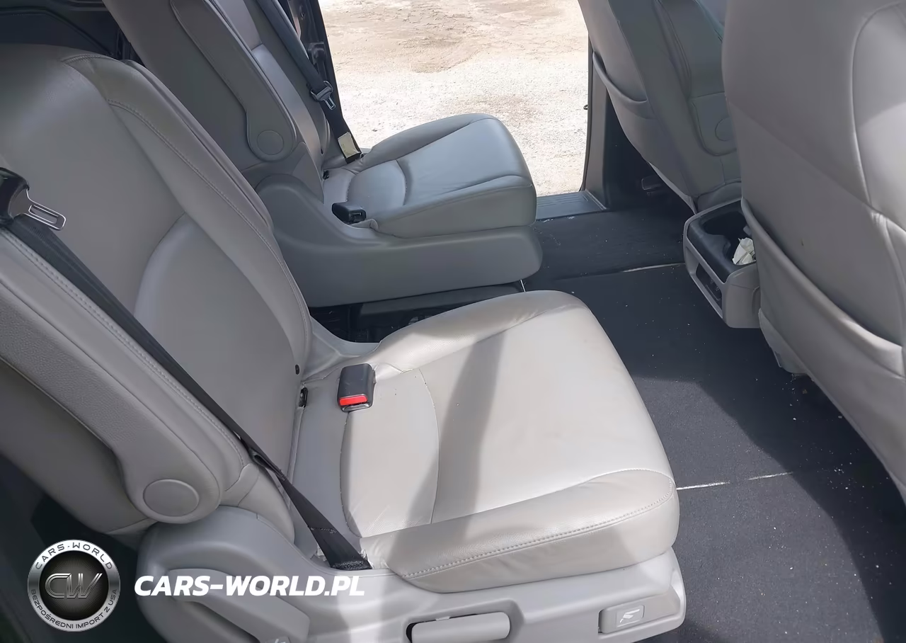 2018 Honda Odyssey Ex-L VIN:5FNRL6H76JB102098 - 8