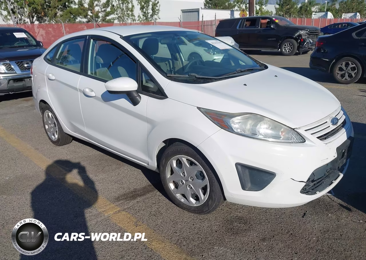 2013 Ford Fiesta S