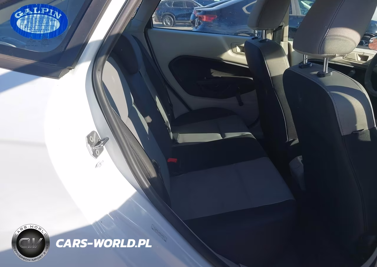 2013 Ford Fiesta S VIN:3FADP4AJ8DM225951 - 8