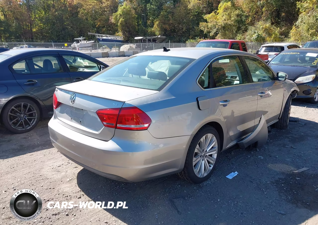 2012 Volkswagen Passat 2.5L Se VIN:1VWBP7A36CC104952 - 4