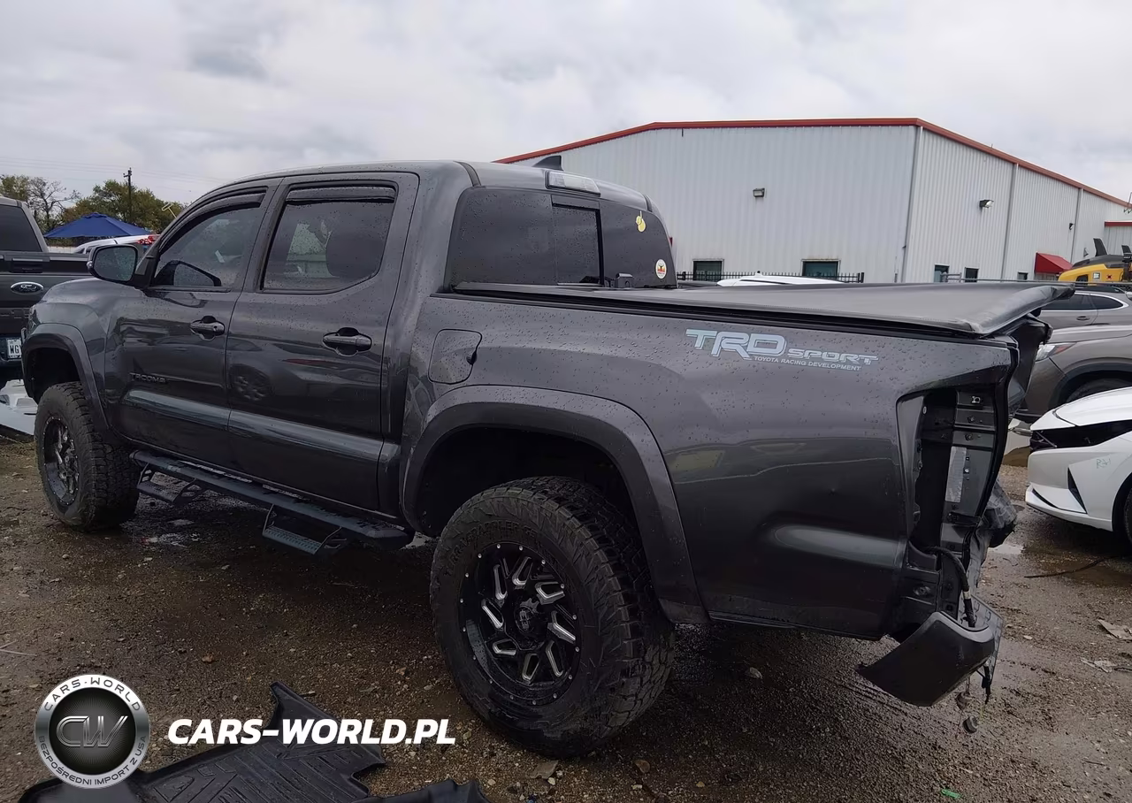 2018 Toyota Tacoma Trd Sport VIN:3TMAZ5CN5JM070445 - 15