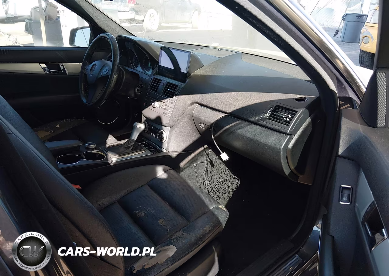 2011 Mercedes-Benz C 300 Luxury-Sport VIN:WDDGF5EB7BA503998 - 5