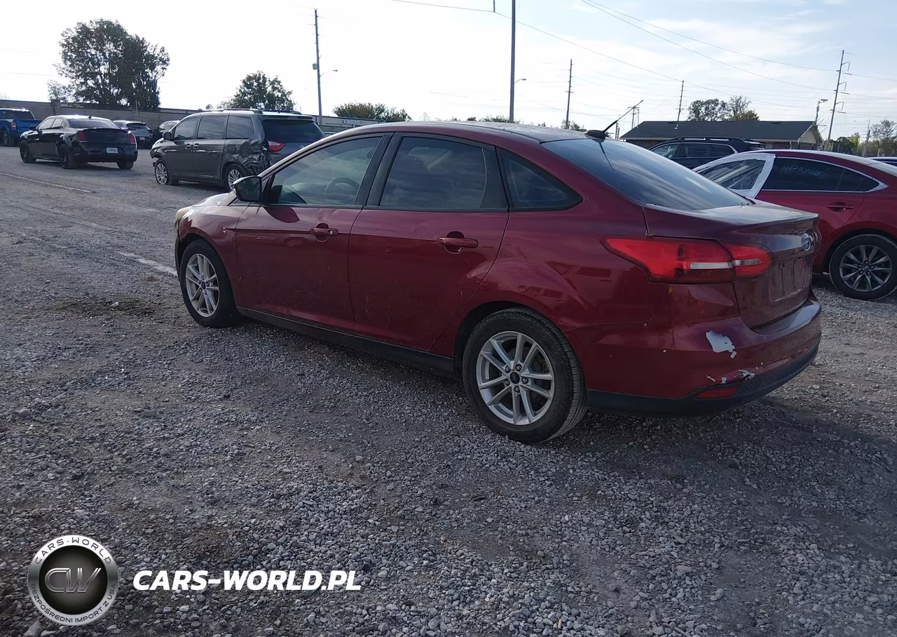 2016 Ford Focus Se VIN:1FADP3F25GL360953 - 3