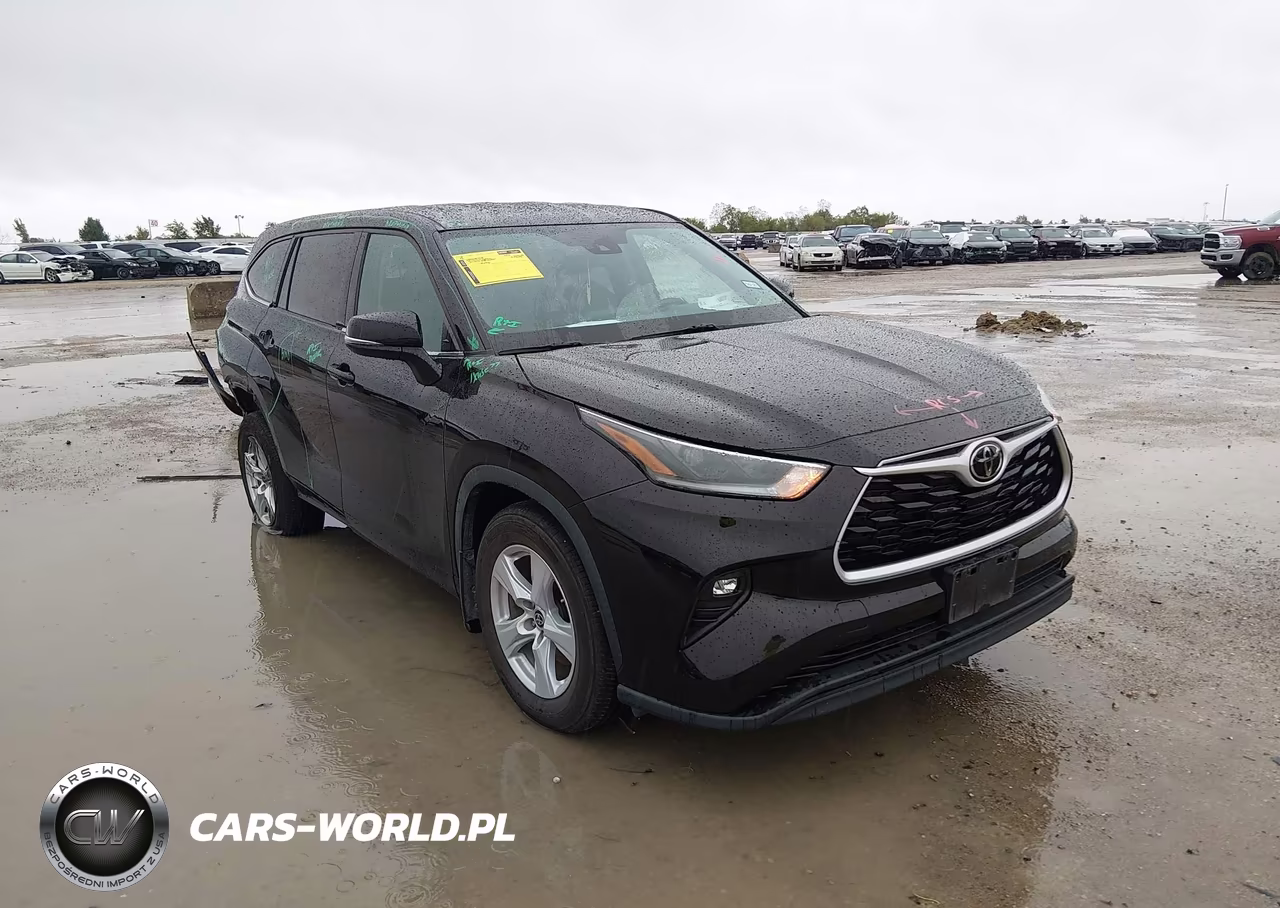 2021 Toyota Highlander Le