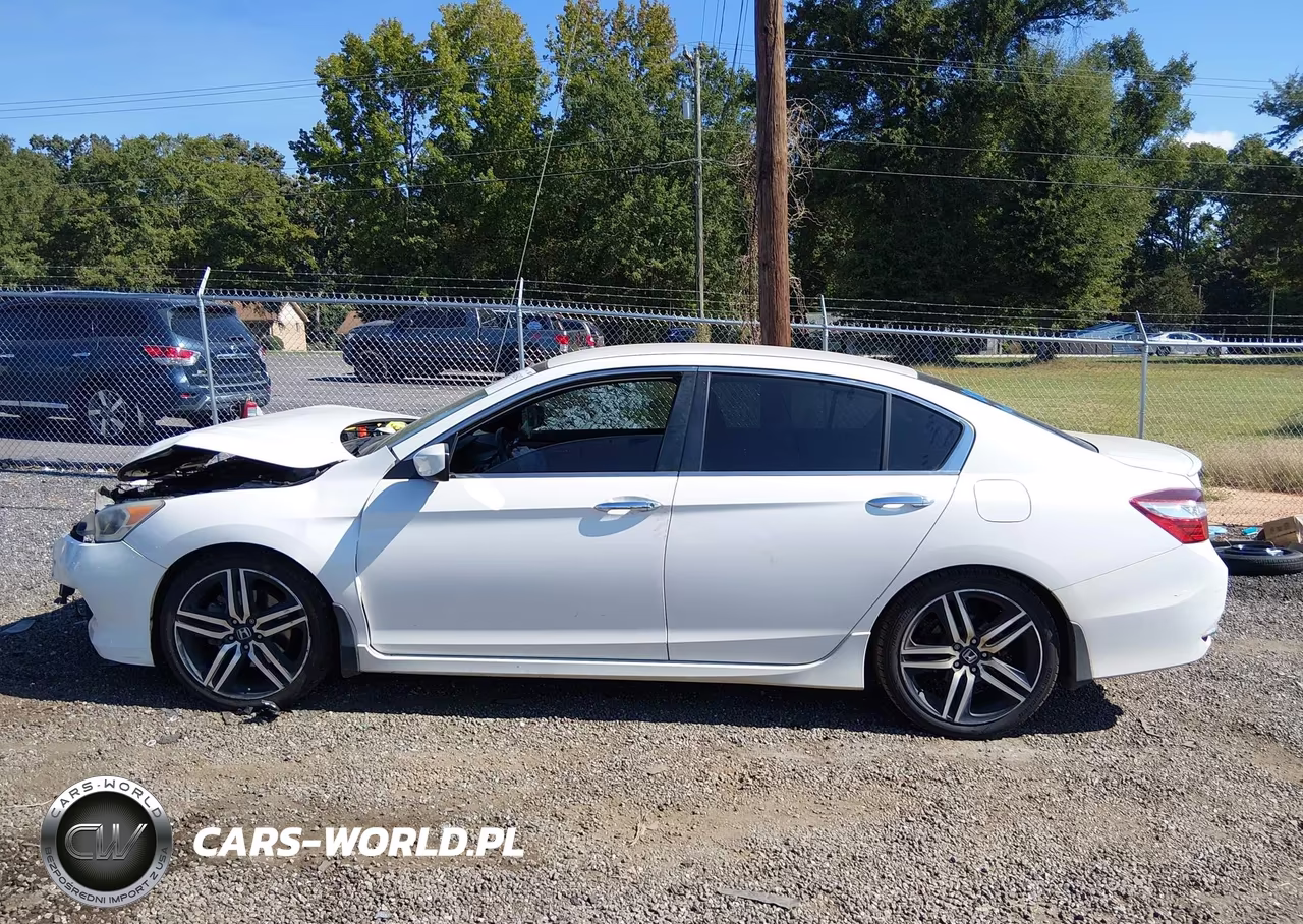 2017 Honda Accord Sport VIN:1HGCR2F52HA201696 - 14