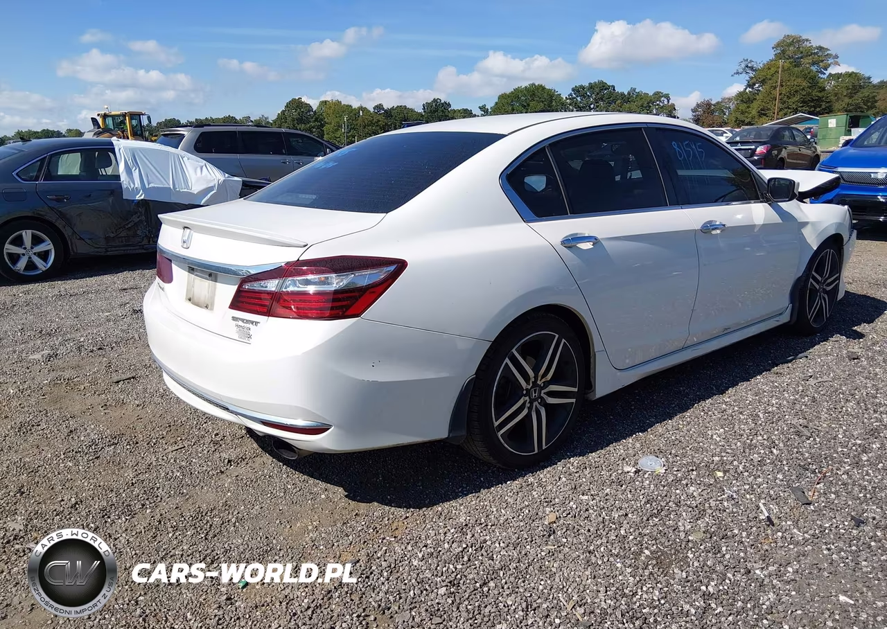 2017 Honda Accord Sport VIN:1HGCR2F52HA201696 - 4