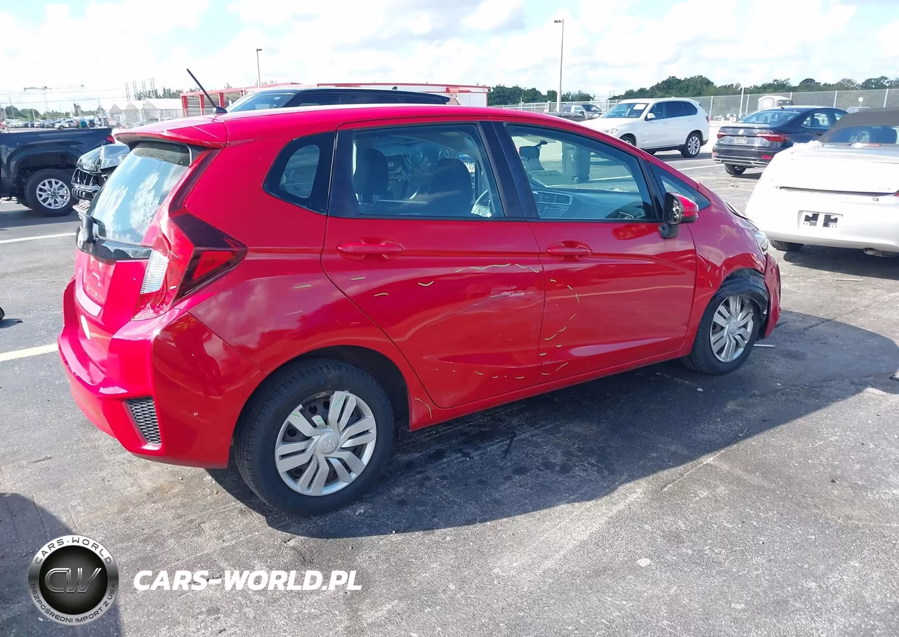 2015 Honda Fit Lx VIN:3HGGK5H5XFM733962 - 4
