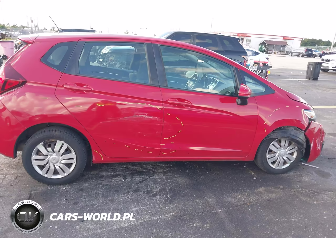 2015 Honda Fit Lx VIN:3HGGK5H5XFM733962 - 6