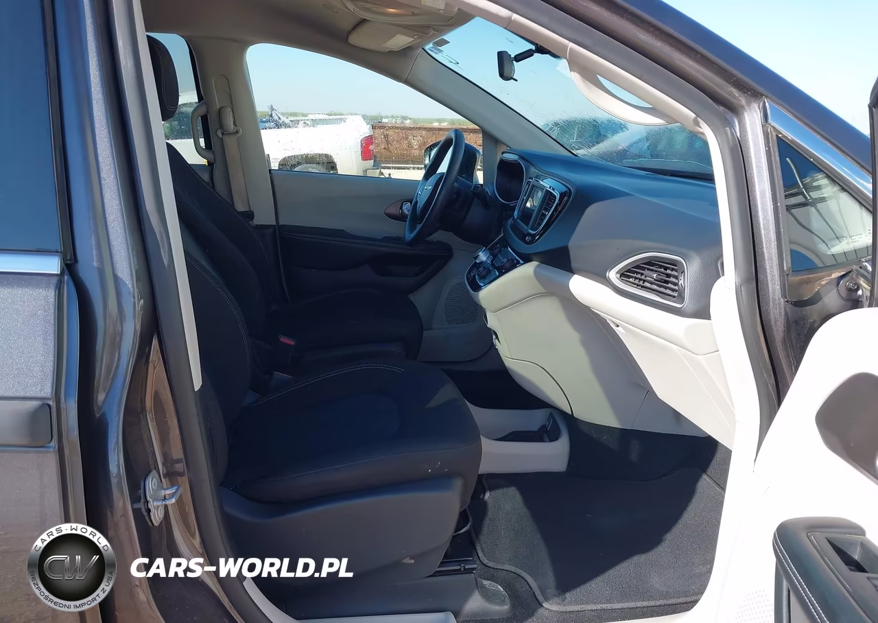 2021 Chrysler Voyager L VIN:2C4RC1AG7MR568452 - 5
