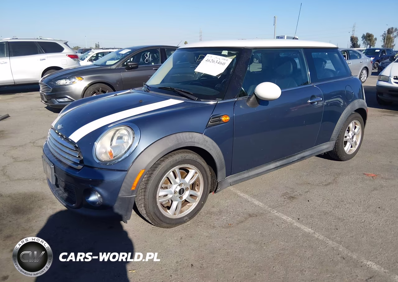 2011 Mini Cooper VIN:WMWSU3C52BT252367 - 2