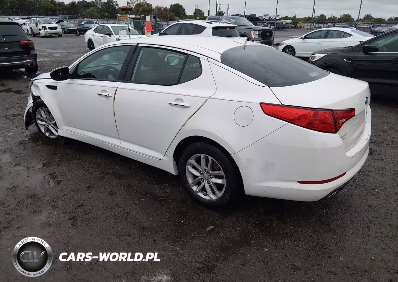 2012 Kia Optima Lx VIN:KNAGM4A75C5282730 - 3