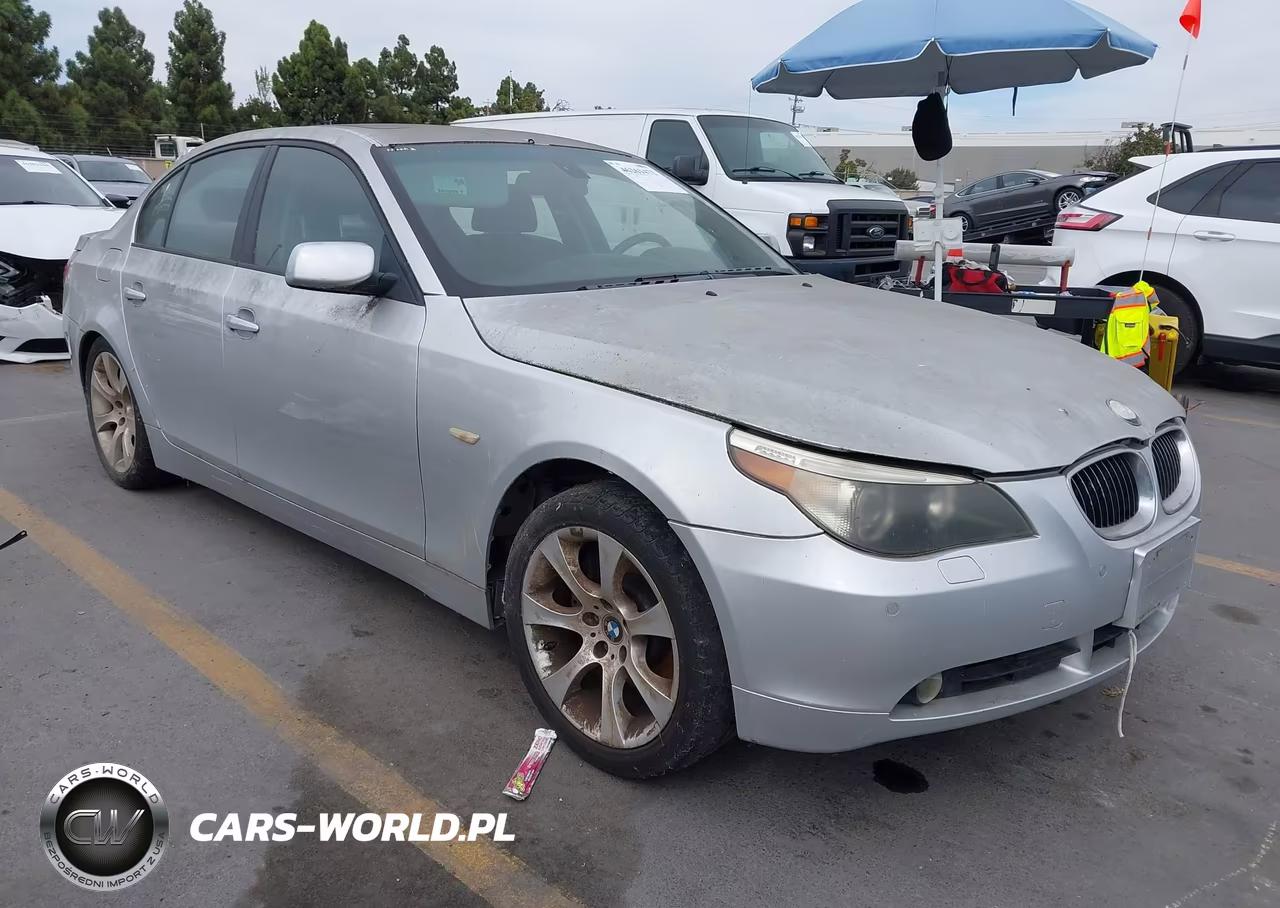 2005 BMW 545I