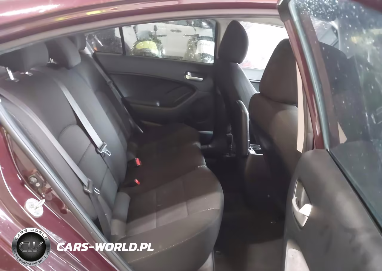 2018 Kia Forte Lx VIN:3KPFK4A71JE196692 - 8