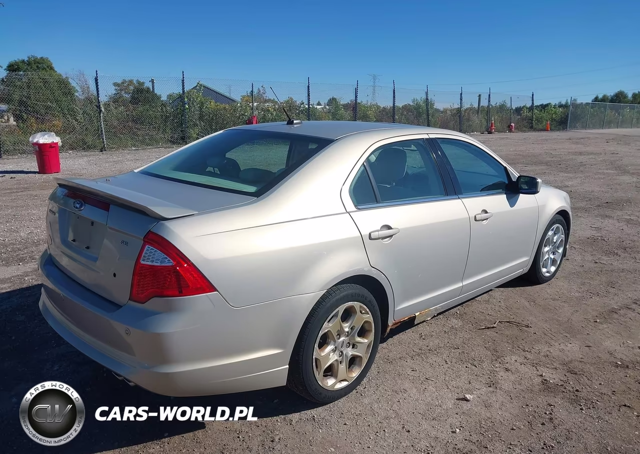 2010 Ford Fusion Se VIN:3FAHP0HAXAR350013 - 4