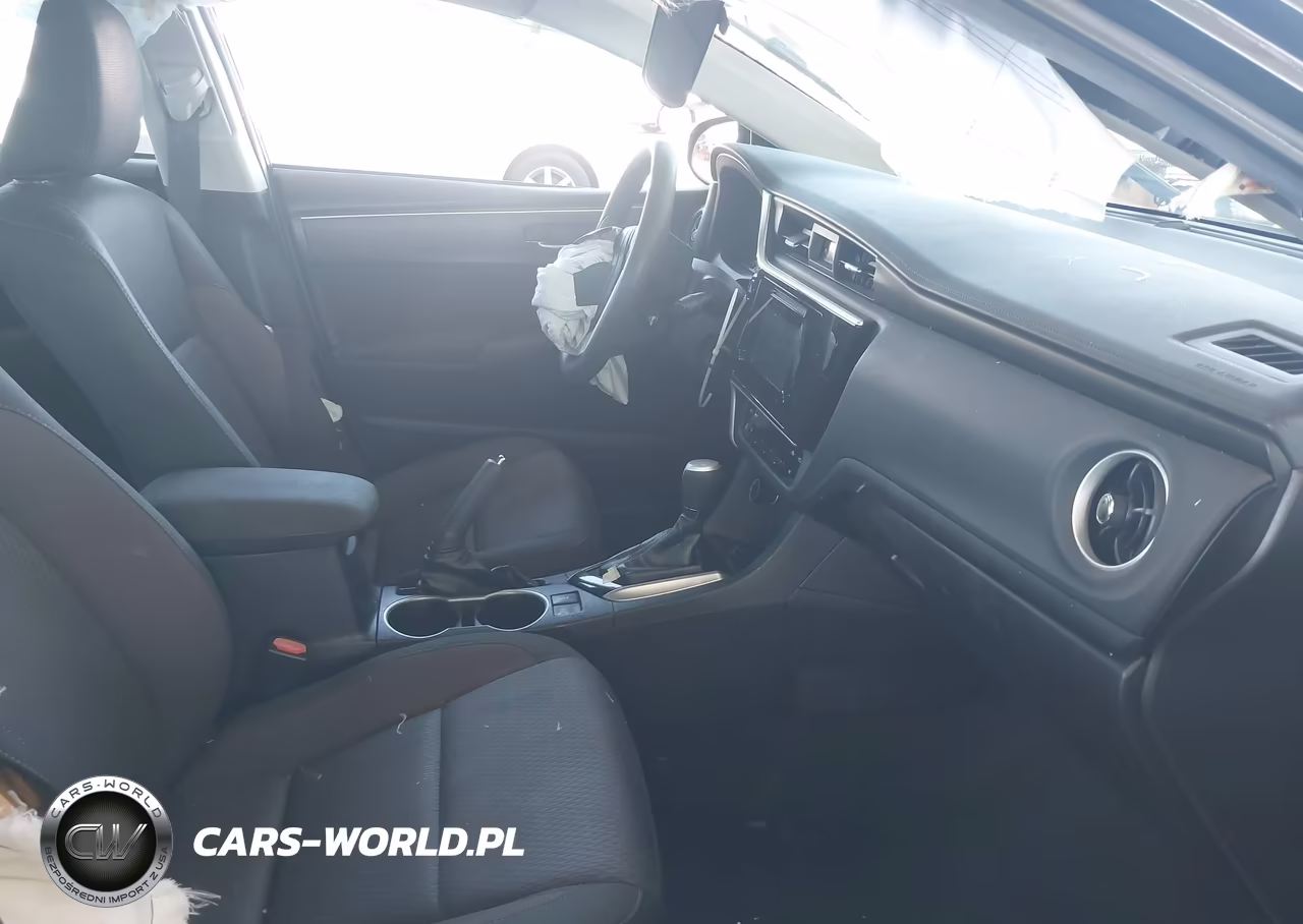 2018 Toyota Corolla Le VIN:5YFBURHEXJP846953 - 5