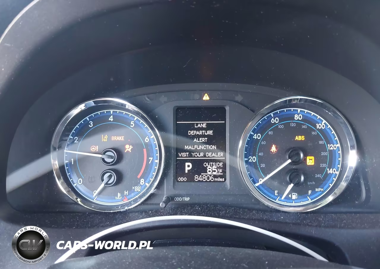 2018 Toyota Corolla Le VIN:5YFBURHEXJP846953 - 7