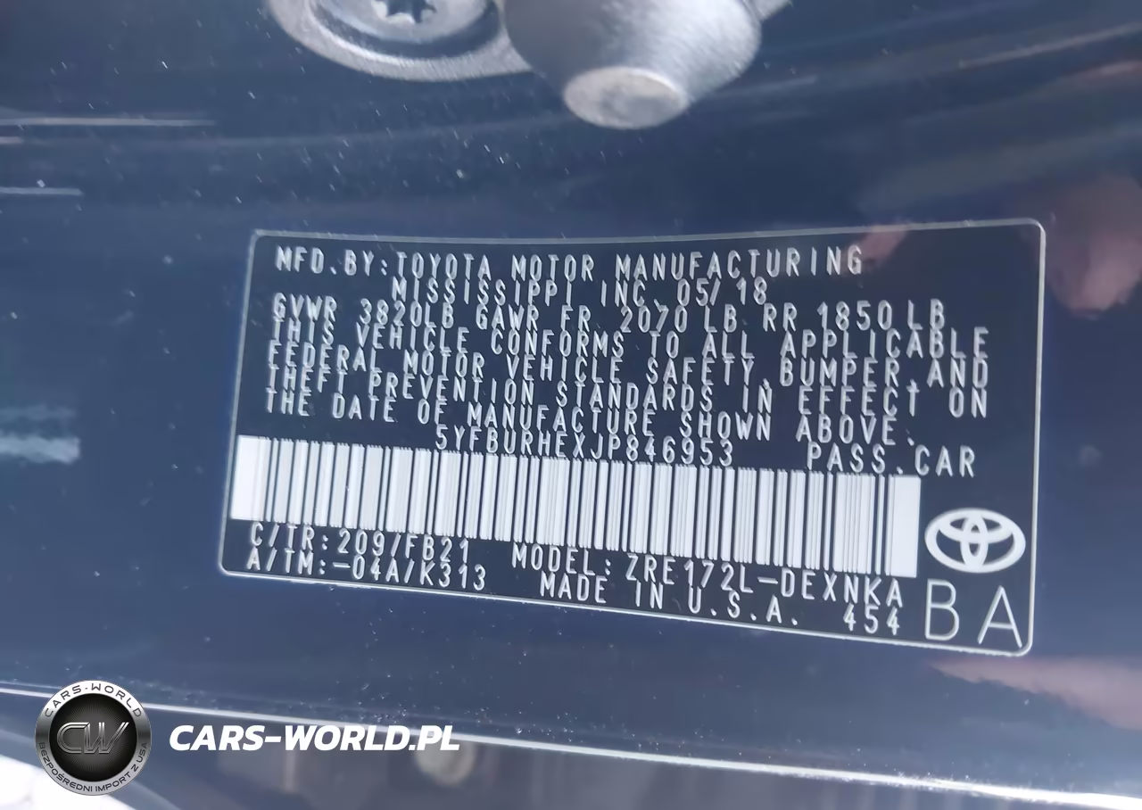 2018 Toyota Corolla Le VIN:5YFBURHEXJP846953 - 9