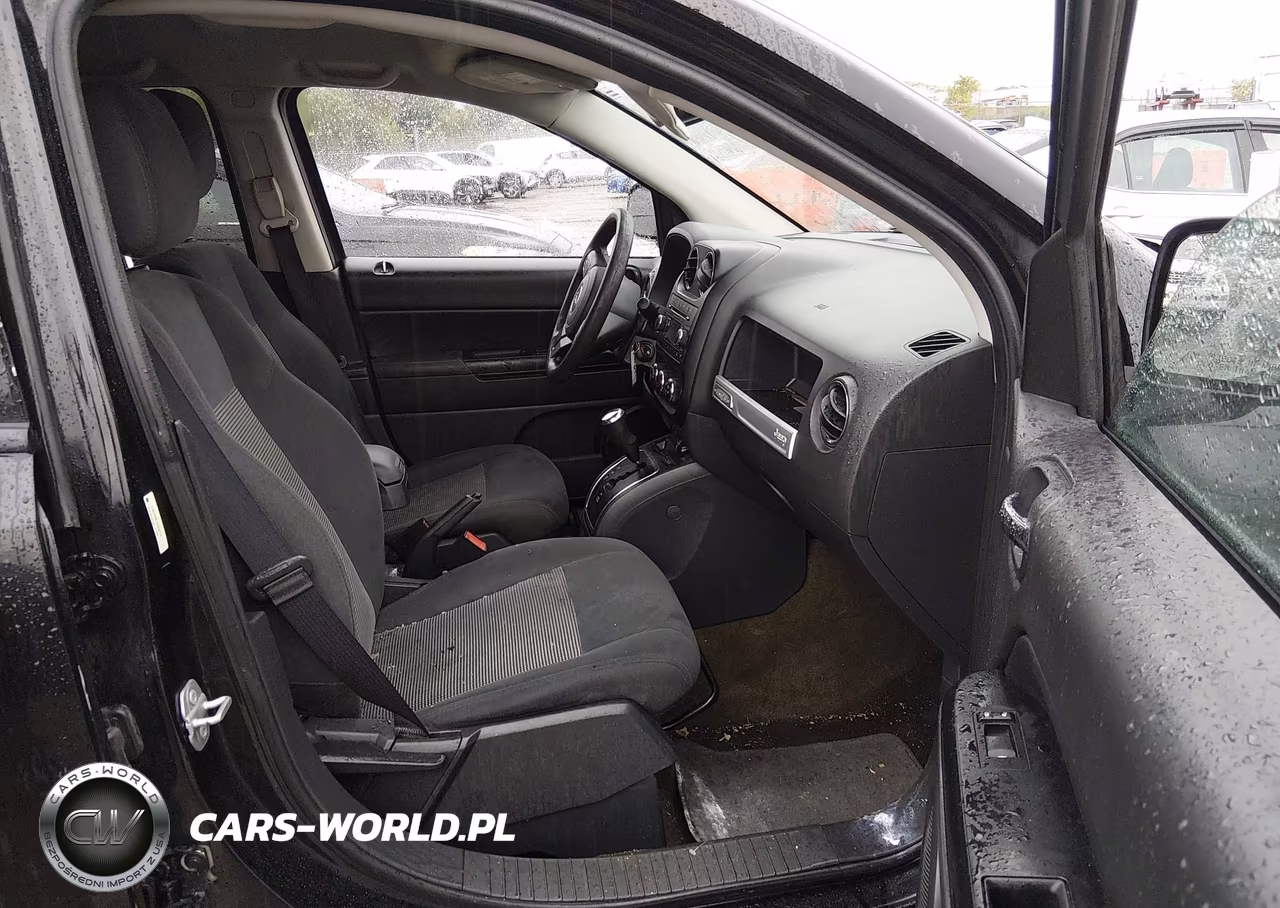 2016 Jeep Compass Sport VIN:1C4NJDBB1GD632114 - 5