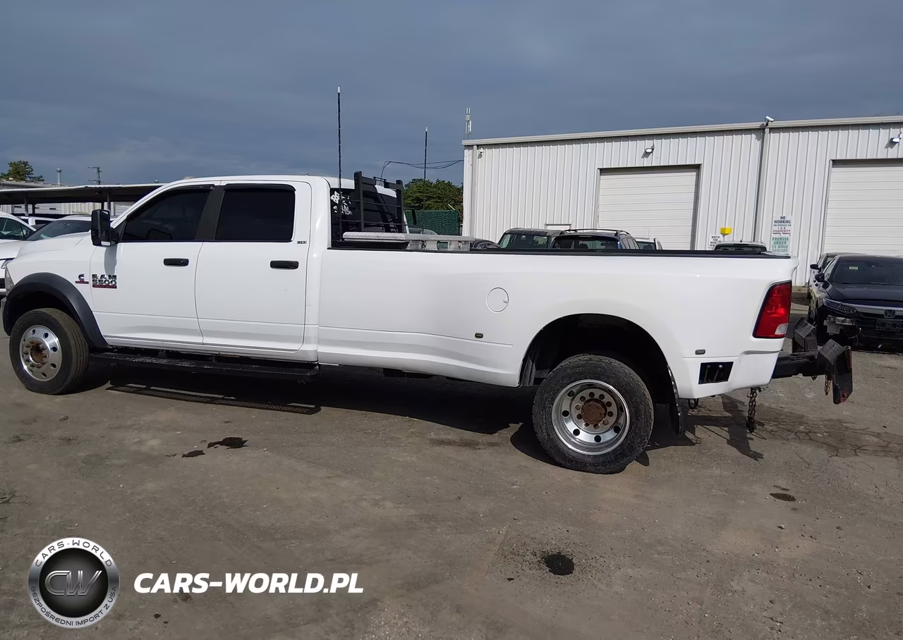 2014 Ram 5500 Chassis Tradesman-Slt-Laramie VIN:3C7WRNFL4EG158457 - 14