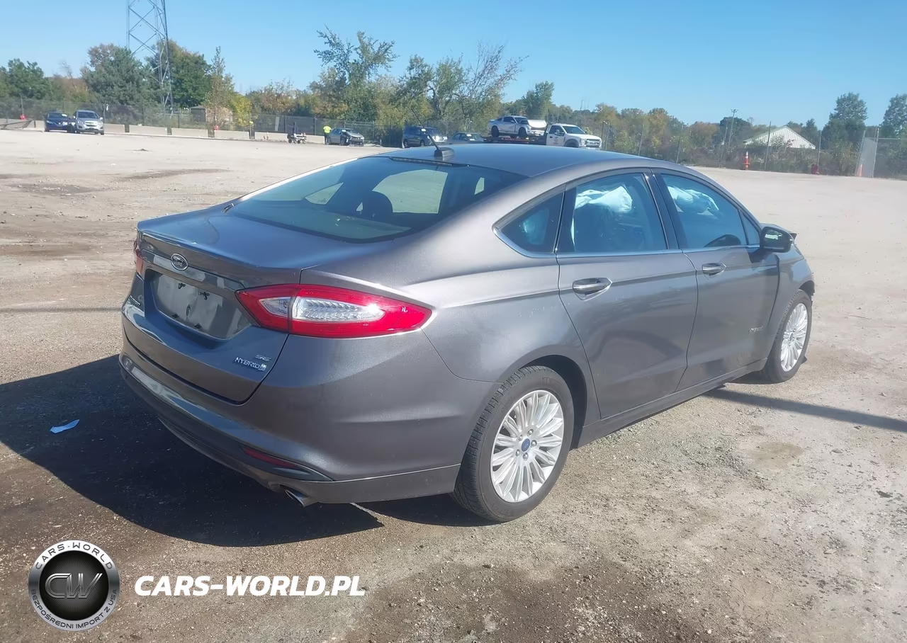 2013 Ford Fusion Hybrid Se VIN:3FA6P0LU2DR299460 - 4