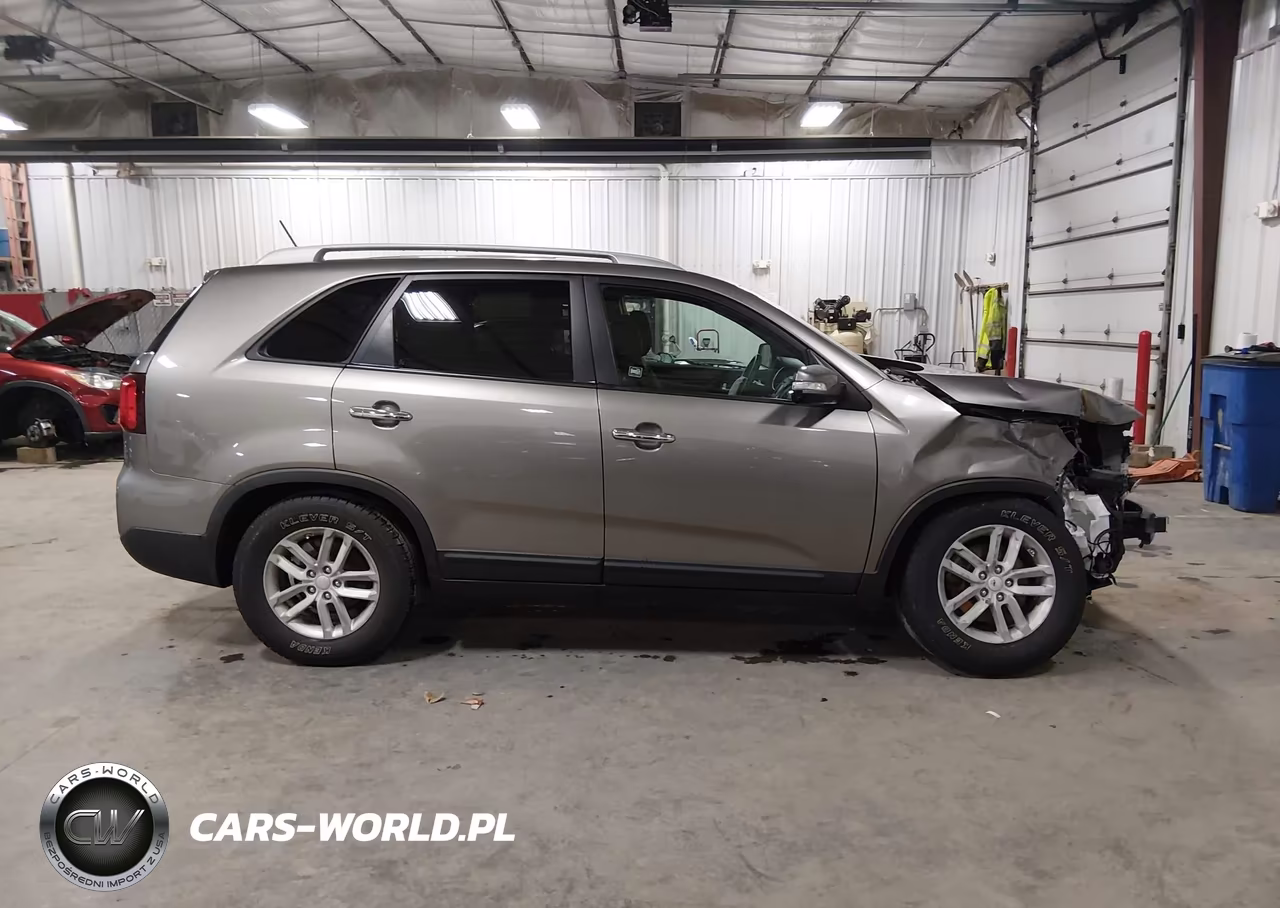 2014 Kia Sorento Lx VIN:5XYKT3A61EG478773 - 14