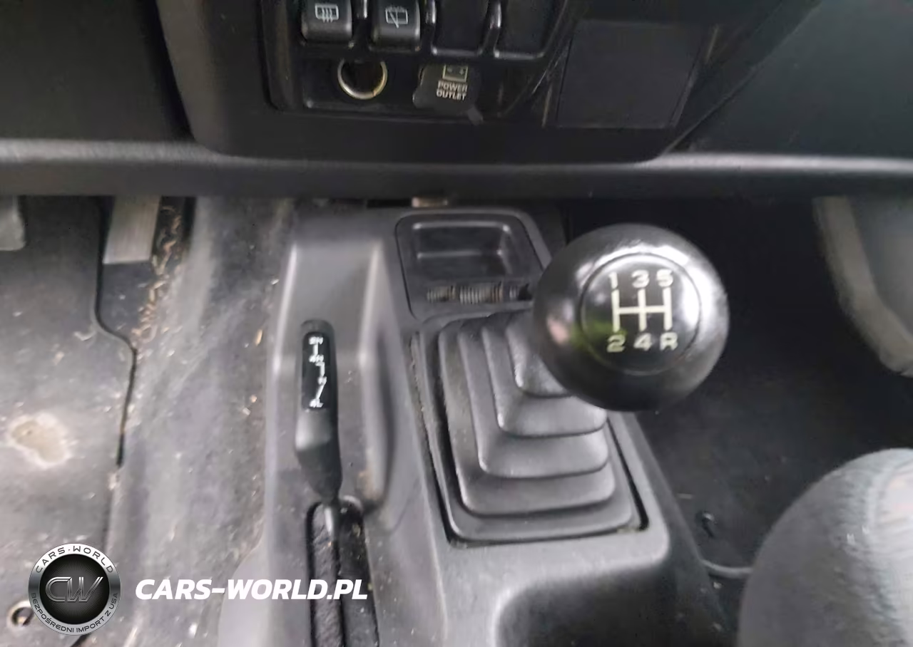 2004 Jeep Wrangler Sport VIN:1J4FA49SX4P764271 - 22