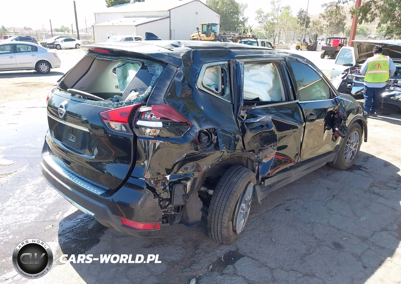 2018 Nissan Rogue S VIN:KNMAT2MT3JP547218 - 4